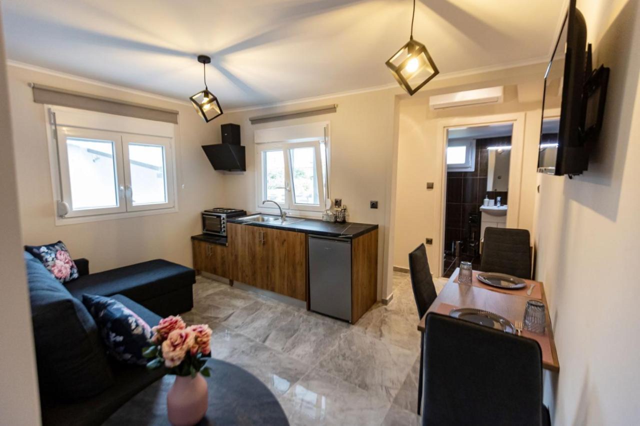 K&M Villas Nea Kallikrateia Extérieur photo