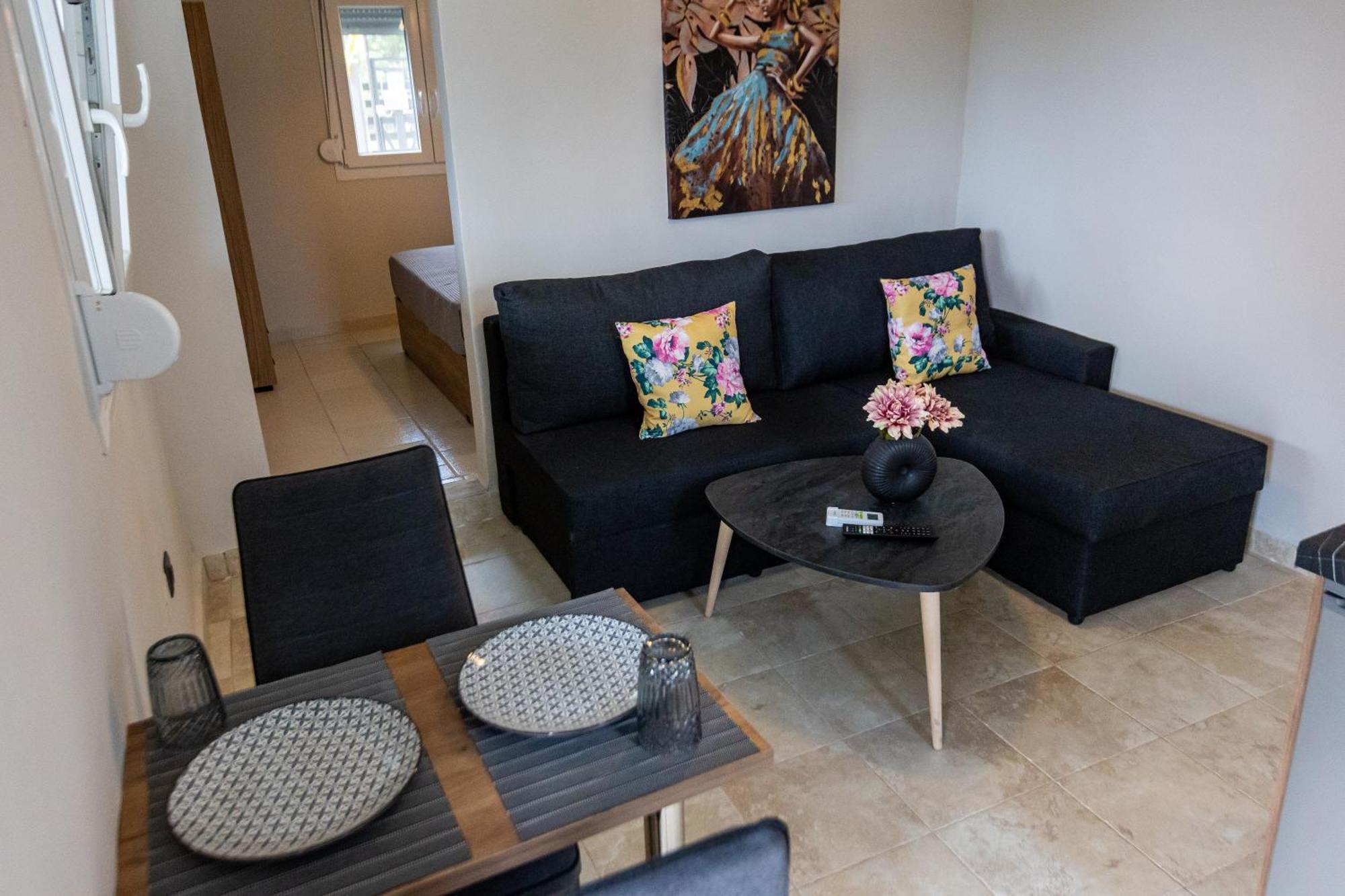 K&M Villas Nea Kallikrateia Extérieur photo